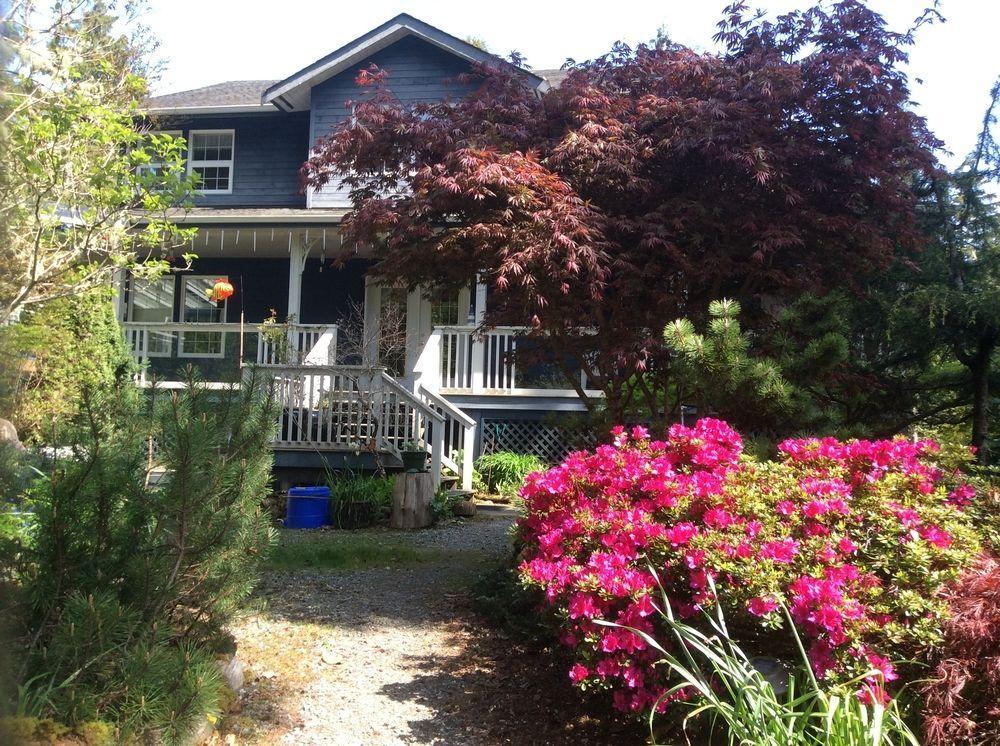 Seafarers Bed & Breakfast Tofino Exteriör bild