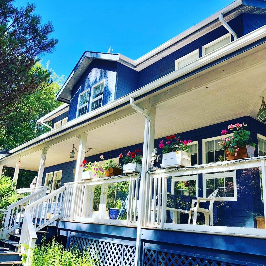 Seafarers Bed & Breakfast Tofino Exteriör bild